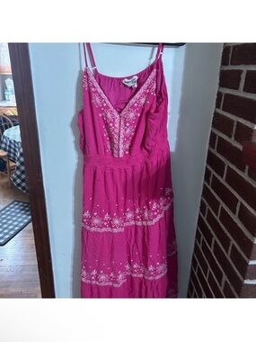 Savanna Jane Size 3x Hot Pink Floral Embroidered Maxi Dress
